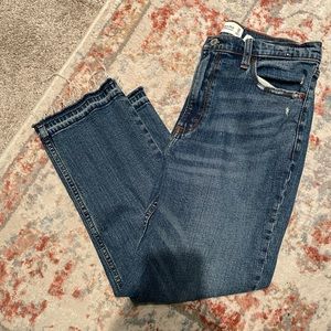 Abercrombie ultra high rise ankle straight jeans